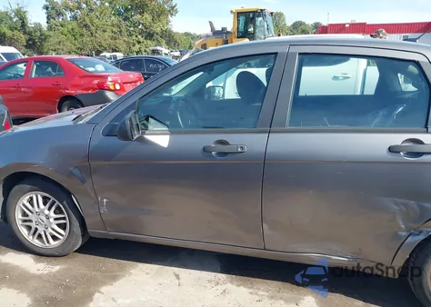 2009 Ford Focus Se z USA, uszkodzony, nr VIN 1FAHP35N39W113025